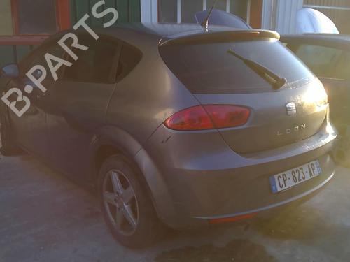 Left taillight SEAT LEON (1P1) 1.6 TDI | BP25632671C34 - Image 5