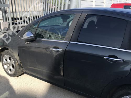 Right headlight CITROËN C3 II (SC_) 1.4 HDi 70 (SC8HZC, SC8HR0, SC8HP4) | BP31039789C29