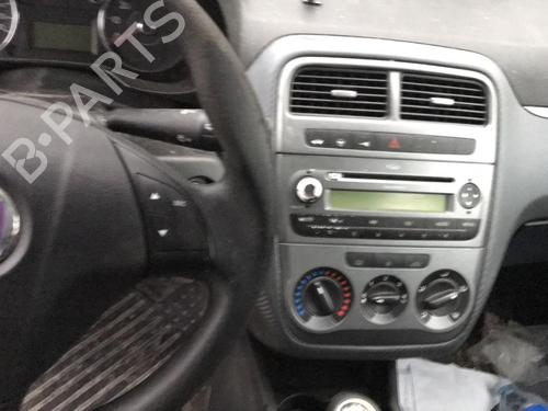 Right front door FIAT GRANDE PUNTO (199_) 1.3 D Multijet | BP25631333C3 