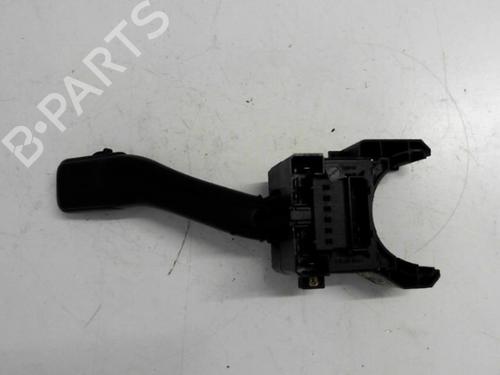 Used Steering column stalk Steering column stalk VW BORA I (1J2) 1.9 TDI (90 hp) 25646568 25646568