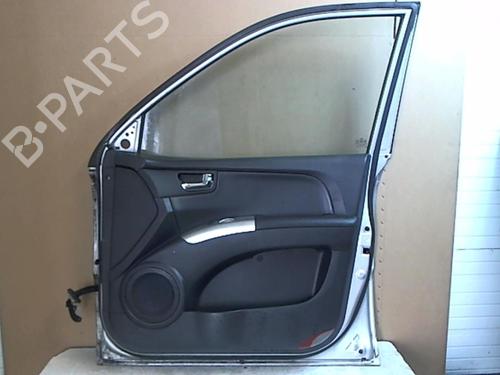 Right front door KIA SPORTAGE II (JE_, KM_) 2.0 CRDi 4WD | BP25633268C3