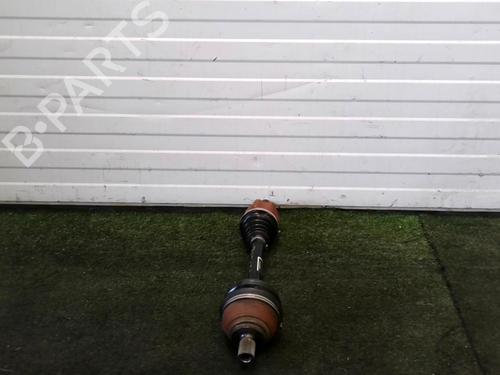 Used Left front driveshaft Left front driveshaft AUDI Q3 (F3B) 35 TDI (150 hp) 32630711 32630711