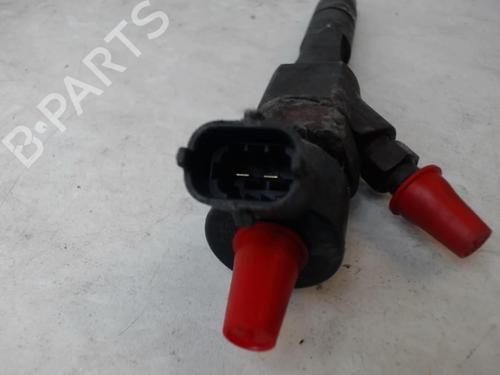 injector-mitsubishi-space-star-mpv-dg_a-1998-1999-2000-2001-2002-2003-2004-25636775 main image