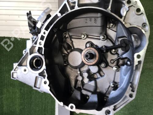 Used Gearbox Gearbox DACIA SANDERO II 1.0 TCe 100 (B8ML) (101 hp) 27250652 27250652