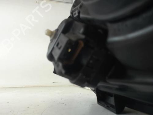 Used Right headlight NISSAN ALMERA II Hatchback (N16) 1.8 (114 hp) 25651155
