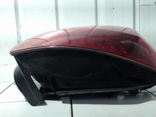 Left taillight PEUGEOT 407 (6D_) 1.6 HDi 110 (6D9HZC, 6D9HYC) | BP31023403C34