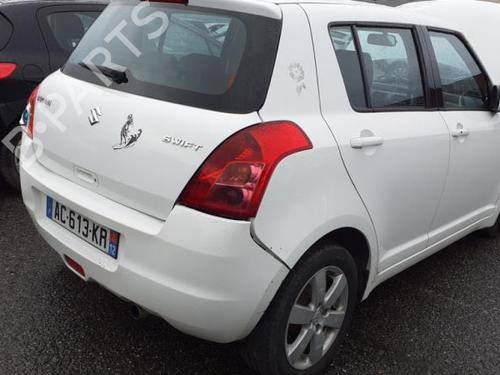 Dør høyre bak SUZUKI SWIFT III (MZ, EZ) 1.3 DDiS (RS413D) | BP25629405C5