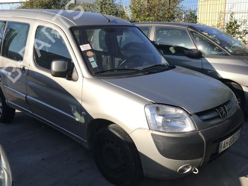 Left headlight PEUGEOT PARTNER MPV (5_, G_) 1.6 HDi 90 | BP25636423C28 - Image 5