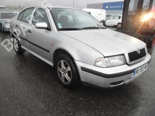 Left taillight SKODA OCTAVIA I (1U2) 1.9 TDI | BP25634118C34 