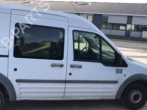 Left headlight FORD TRANSIT CONNECT (P65_, P70_, P80_) 1.8 Di | BP25644432C28 - Image 13