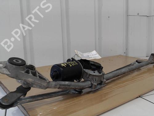 Used Front wiper motor MERCEDES-BENZ A-CLASS (W169) A 150 (169.031, 169.331) (95 hp) 25722407