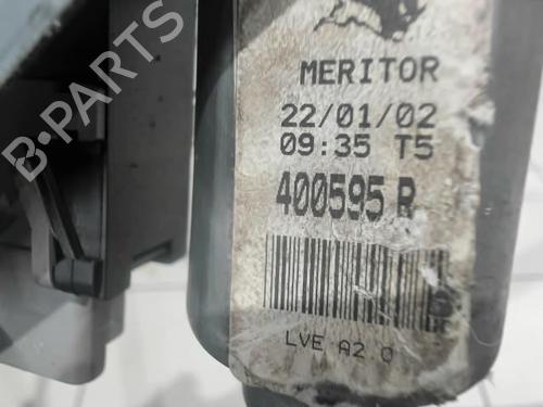Used Front right window mechanism CITROËN XSARA (N1) 1.6 16V (109 hp) 25647739