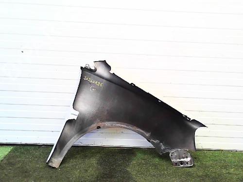 Guarda-lamas esquerdo Guarda-lamas esquerdo VW POLO IV (9N_, 9A_) 1.4 TDI (70 hp) 33995597 33995597