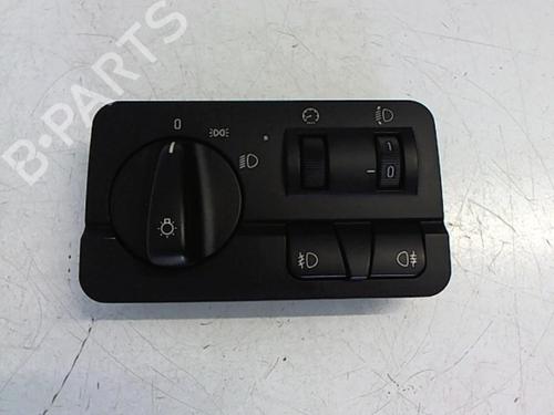 Forlygtekontakt BMW 3 Compact (E46) 320 td (150 hp) 25638640
