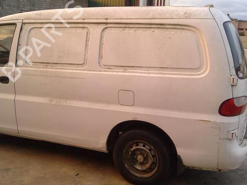 Left headlight HYUNDAI H-1 / STAREX Bus (A1) 2.5 TCi | BP25631681C28  - Image 10