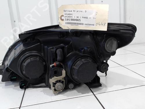 Right headlight HYUNDAI i30 (FD) 1.6 CRDi | BP26273885C29 