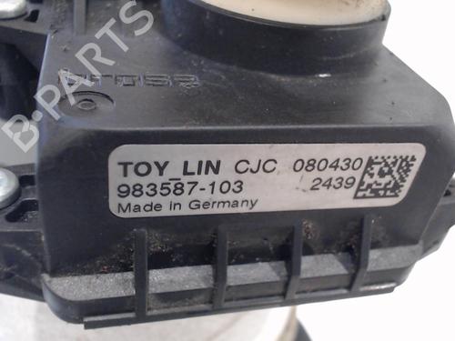 Used Front left window mechanism Front left window mechanism TOYOTA YARIS (_P9_) 1.4 D-4D (NLP90_, NLP90R) (90 hp) 26458613 26458613