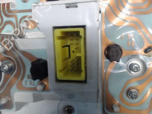 Used Instrument cluster Instrument cluster ROVER 400 II (XW) [1990-1995] 25643279 25643279