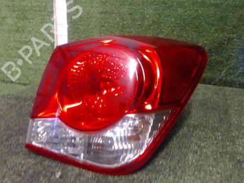 Right taillight CHEVROLET CRUZE (J300) 2.0 CDI | BP25635120C35 