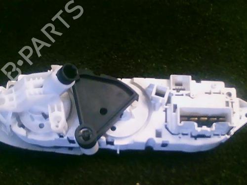 Used Climate control Climate control FORD FOCUS II (DA_, HCP, DP) 1.6 TDCi (90 hp) 25647403 25647403