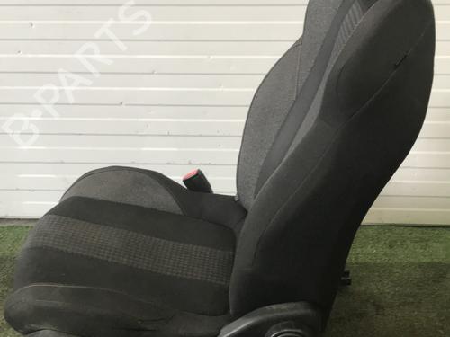 Seats set PEUGEOT 3008 II SUV (MC_, MR_, MJ_, M4_) 1.6 BlueHDi 120 | BP30144525C78 