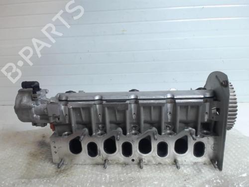 Used Cylinder head RENAULT MEGANE II Estate (KM0/1_) 1.9 dCi (131 hp) 25643472