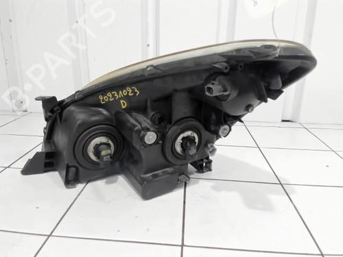 Used Right headlight Right headlight TOYOTA COROLLA Verso (ZER_, ZZE12_, R1_) 2.2 D-4D (AUR10_, AUR10R) (136 hp) 25634981 25634981