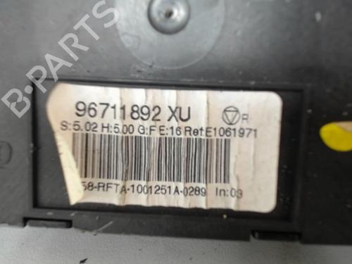 Used Climate control Climate control CITROËN C3 Picasso (SH_) 1.6 HDi (90 hp) 25645942 25645942