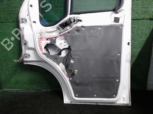 Used Right front door PEUGEOT BOXER Van (244) 2.8 HDi (128 hp) 25648277