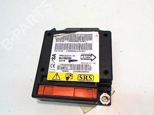 Airbag module CITROËN C5 I (DC_) 2.2 HDi (DC4HXB, DC4HXE) (133 hp) 25648771