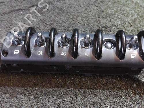 Used Switch Switch MINI MINI (R50, R53) One (90 hp) 25650350 25650350