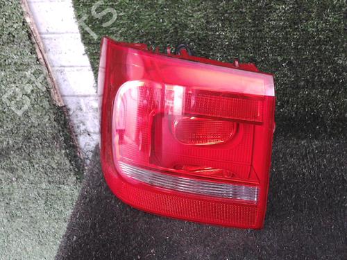 Used Left taillight VW TOURAN (1T3) 2.0 TDI (140 hp) 25644428