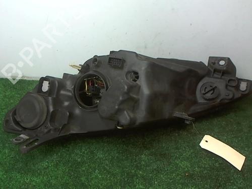 right-headlight-peugeot-1007-km_-2005-25650808 main image