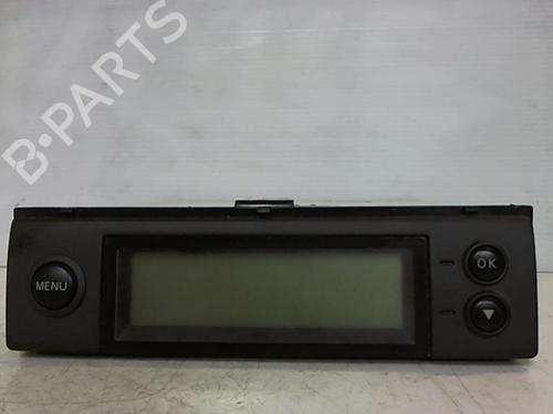 Used Display monitor NISSAN MICRA III (K12) 1.2 16V (80 hp) 25638460