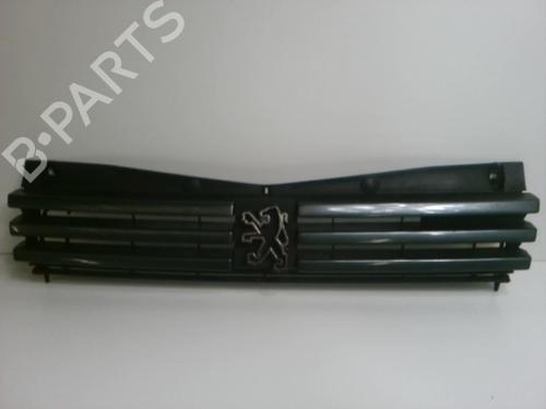 Used Grille PEUGEOT 205 II (20A/C) 1.1 (60 hp) 25637950