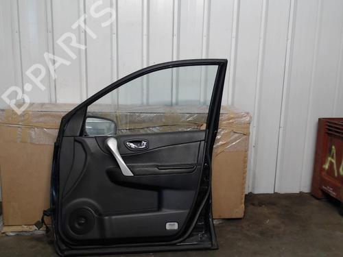 Right front door RENAULT KOLEOS I (HY_) 2.0 dCi 4x4 (HY0K) | BP27541139C3 