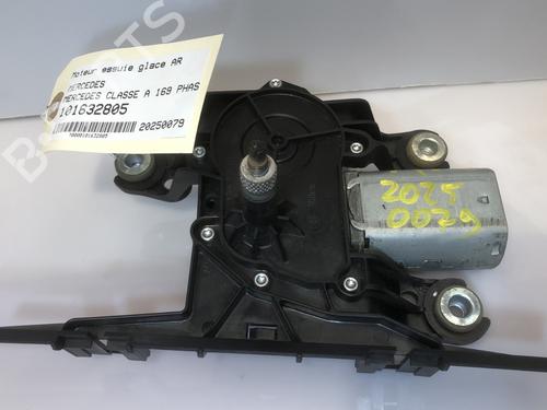 Used Rear wiper motor MERCEDES-BENZ A-CLASS (W169) A 180 CDI (169.007, 169.307) (109 hp) 28327584