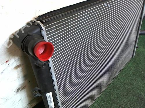 Water radiator VW GOLF VI (5K1) 1.6 TDI | BP25630396M31 - Image 3