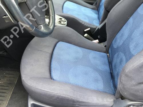 Radio PEUGEOT 1007 (KM_) 1.6 16V | BP25636492E6 - Image 31