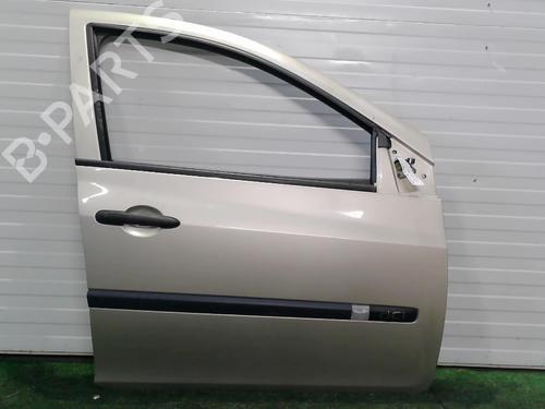 Used Right front door RENAULT CLIO III (BR0/1, CR0/1) 1.5 dCi (BR17, CR17) (86 hp) 30883196
