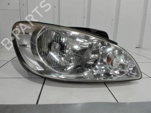 Used Right headlight Right headlight HYUNDAI GETZ (TB) 1.1 (67 hp) 25647888 25647888