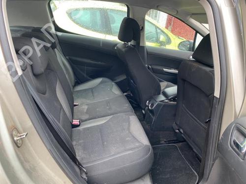 Fuel flap PEUGEOT 308 I (4A_, 4C_) 1.6 HDi | BP25645202C131 