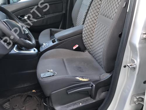 Left front fenders RENAULT SCÉNIC III (JZ0/1_) 1.5 dCi | BP25636435C41 