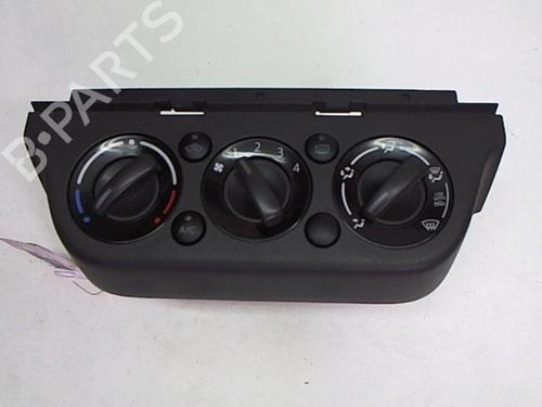 Used Climate control Climate control SUZUKI SWIFT III (MZ, EZ) 1.3 (RS413, ZC11S) (92 hp) 25634204 25634204