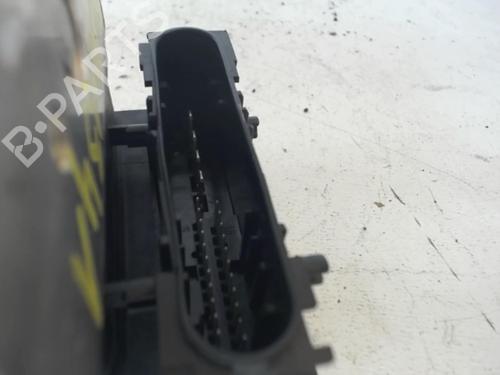 Used ABS pump ABS pump FIAT GRANDE PUNTO (199_) 1.3 D Multijet (199.AXD11, 199.AXD1A, 199.AXD1B,... (90 hp) 25651180 25651180