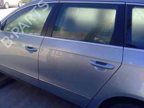 Used Left rear door Left rear door 25642804 25642804