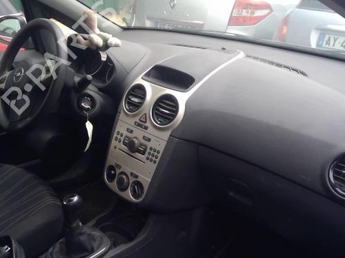 Left headlight OPEL CORSA D (S07) 1.3 CDTI (L08, L68) | BP25639974C28 