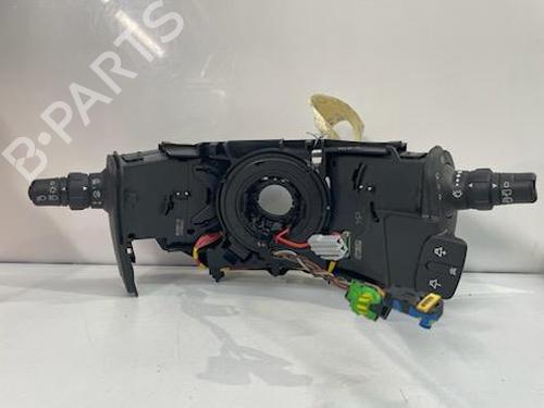Licht + Raw Schakelaar Licht + Raw Schakelaar RENAULT CLIO III (BR0/1, CR0/1) 1.2 16V (78 hp) 40280981 40280981