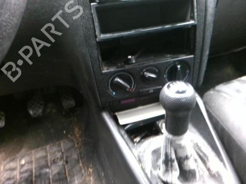 Querlenker links vorne VW GOLF IV (1J1) 1.9 SDI | BP25643048M12 