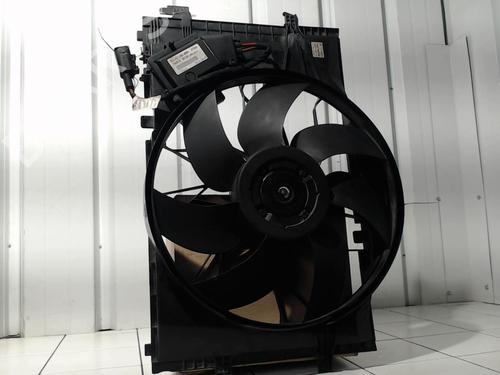 radiator-fan-mercedes-benz-c-class-w203-2000-2001-2002-2003-2004-2005-2006-2007-31653976 main image